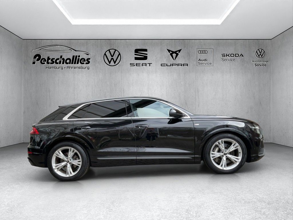 Audi Q8 55 TFSI e quattro tiptronic foto 6