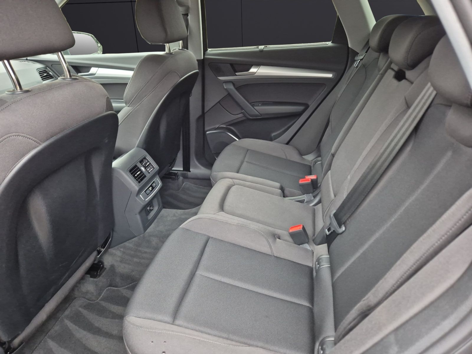 Fahrzeugabbildung Audi Q5 40 TFSI advanced quattro S-tronic STHZG Matri