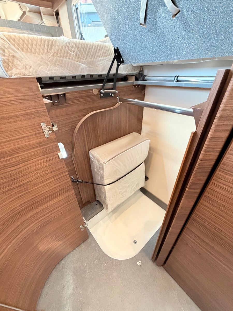 Fahrzeugabbildung Carthago chic c-line I 4.9 LE L Cortina Silverline