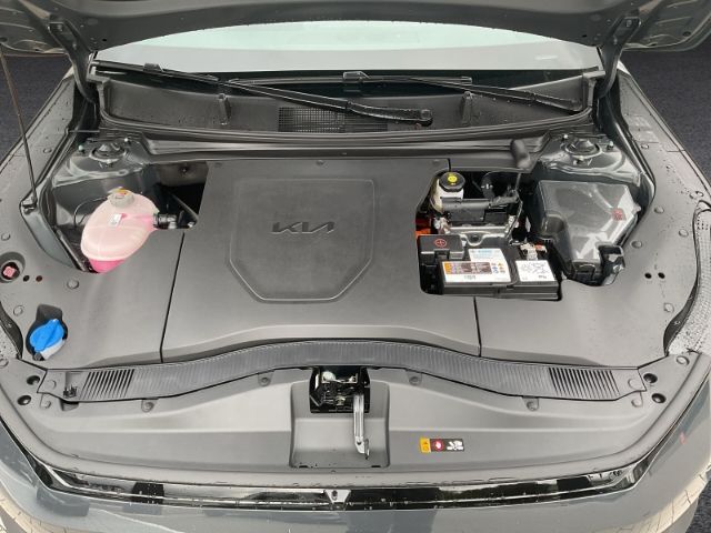 Fahrzeugabbildung Kia EV4 HB 81.4 kWh FWD EARTH *UP*TE*WIC*DWP*SD*