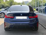 BMW 330iA / Jahreswagen / ACC/ GSD / HK / LED / Lede - BMW 330 in Karlsruhe