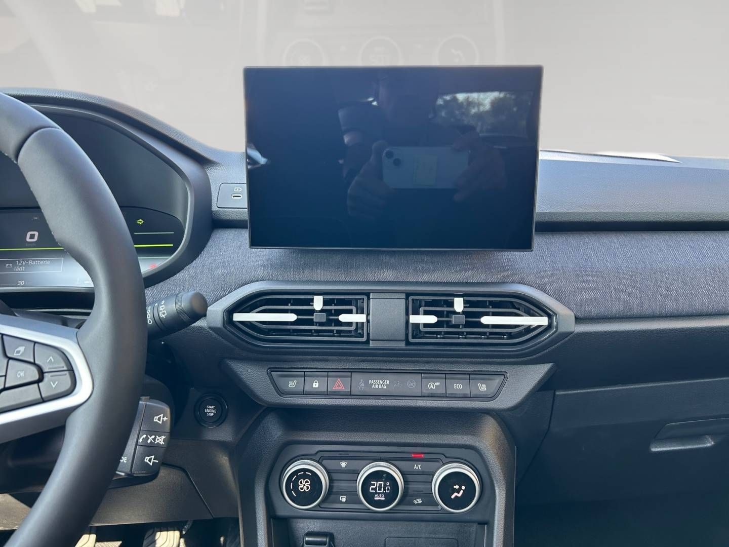 Fahrzeugabbildung Dacia Sandero Journey TCe 100