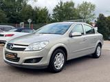 Opel Astra 1.6i Lim. Stufenheck TÜV+Insp. neu - Opel Astra: Stufenheck