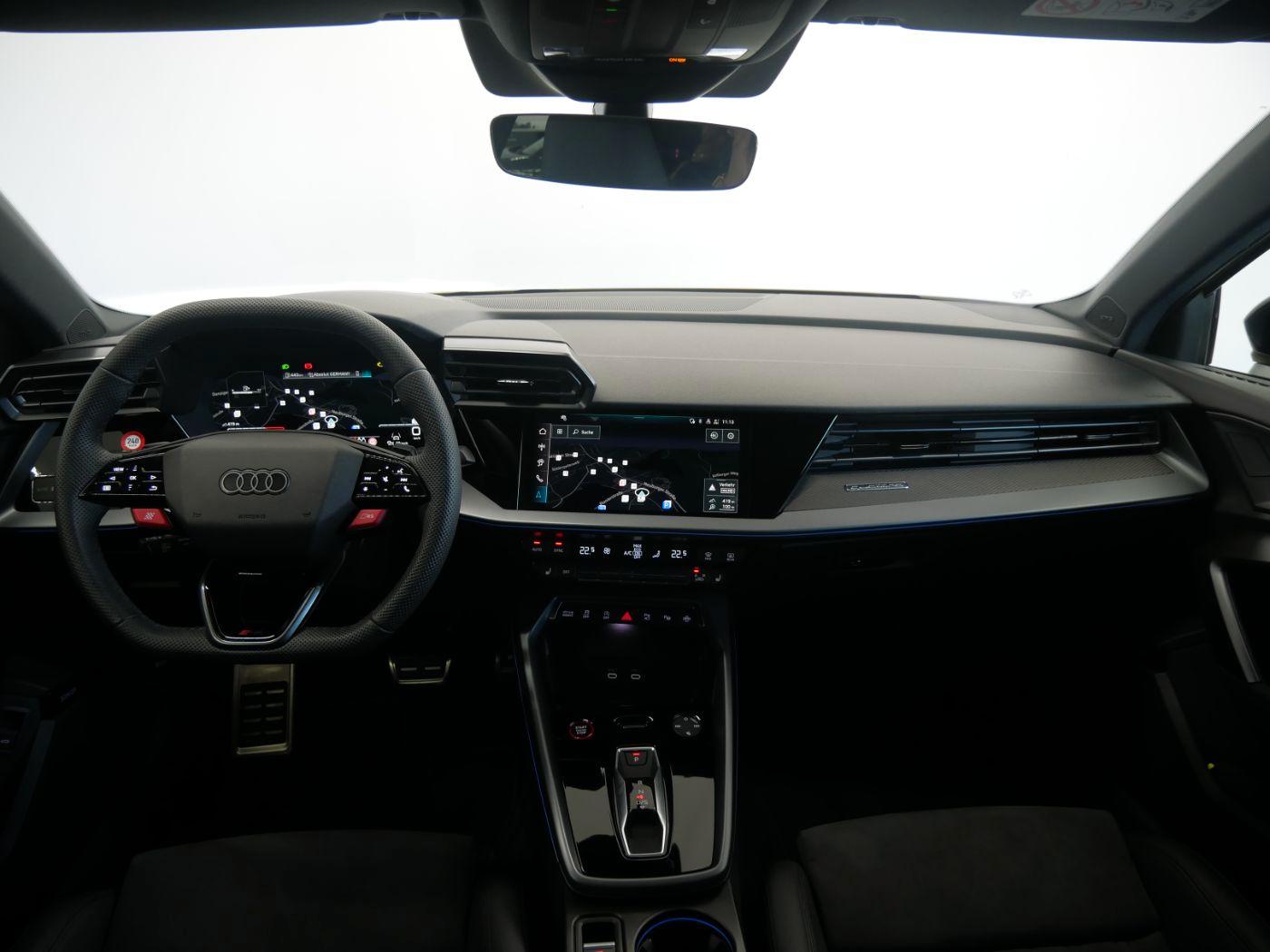 Audi RS 3 Sportback S tro. MATRIX HEAD-UP SPORTABGAS