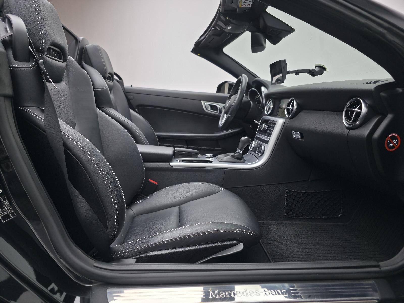 MERCEDES-BENZ SLK 200 1.8 CGI 184ch BVA Toit pano électrique Sièges chauffants cuir Historique présent - 2EME MAIN
