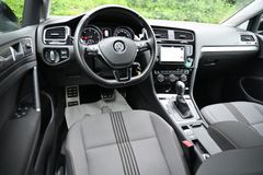 VW Golf VII Variant 1.6 TDI Allstar Navi DSG PDC