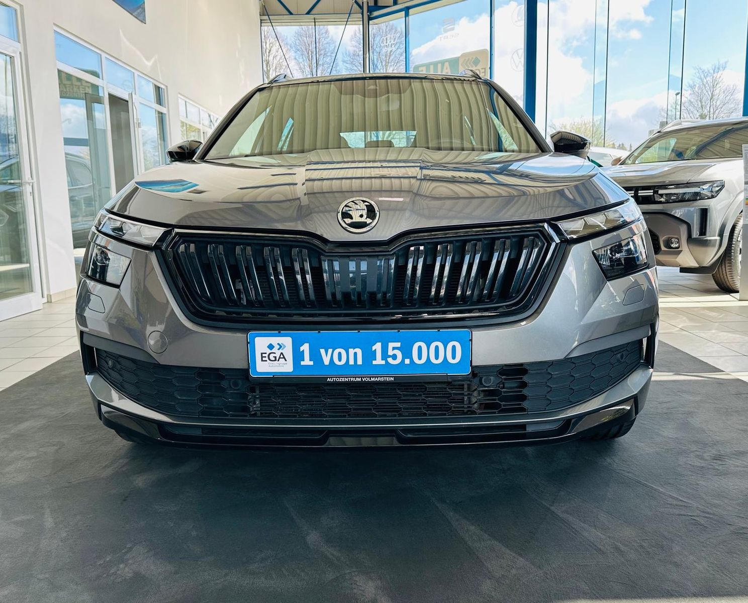 Skoda Kamiq 1.5TSI Monte Carlo DSG SHZ LED KAM PDC v+h imagem 3
