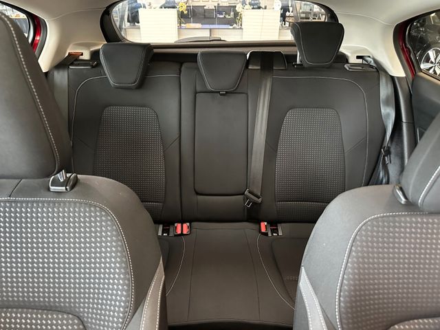 MYAUTOCENTER – Gebraucht- und Jahreswagen mit Werkstattservice in Pfaffenhofen Ford Focus Lim. *Pano*Kamera*AHK*LED*