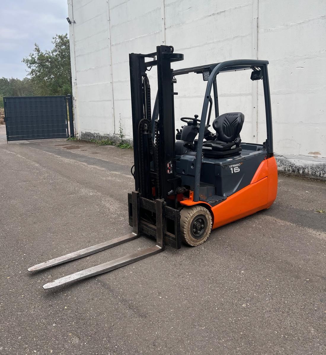 Toyota 8FBET16-Duplex-Vollfreihub-Seitenschieber