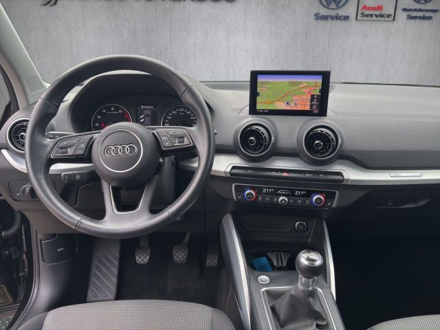Q2 1.0 30 TFSI sport Navi+AZV abnehmbar+PDC