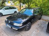 Volkswagen Passat Variant B4 35i Oldtimer ... - VW Passat Variant von 1995