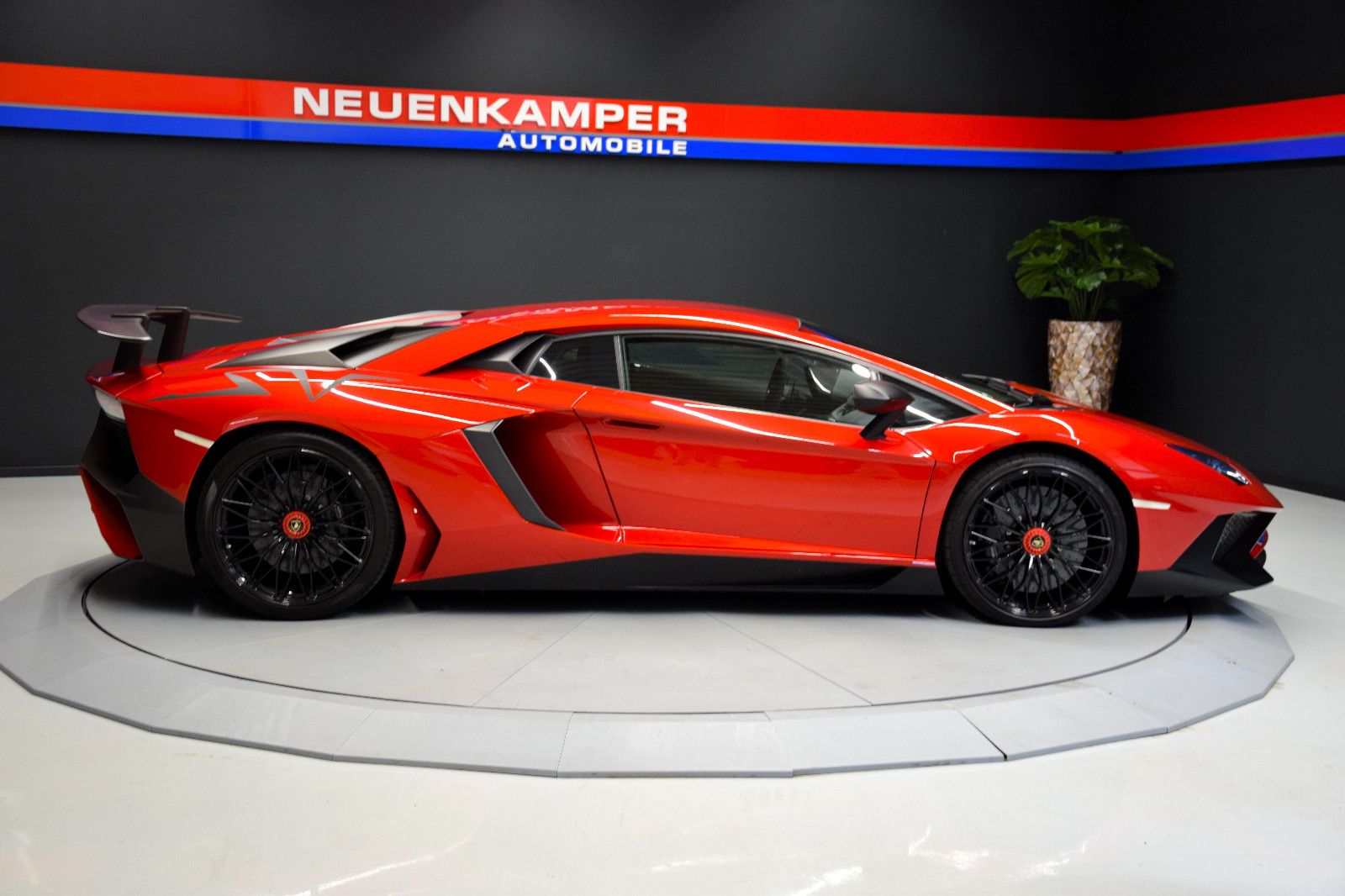 Fahrzeugabbildung Lamborghini Aventador LP 750-4 SV Superveloce Lift Carbon