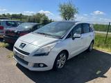 Peugeot 5008 Premium 2.0 HDI-7 Sitze-Klima-EL-Fenster - Peugeot 5008 mit Diesel-Antrieb: Kleinbus, Automatik, 2.0