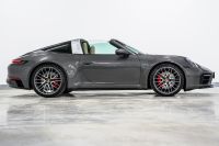 Porsche 992 – View 6