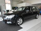 Skoda Octavia Combi 1.6TDI GreenTec Ambition LM PDC ZV - Skoda Octavia aus 2012 mit Diesel-Antrieb: Kombi, 1.6