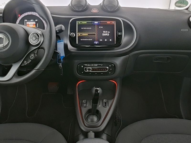 Fahrzeugabbildung Smart smart EQ fortwo Exclusive*Pano*LED*Kamera*22kW*