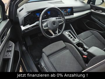 Volkswagen Golf - 8