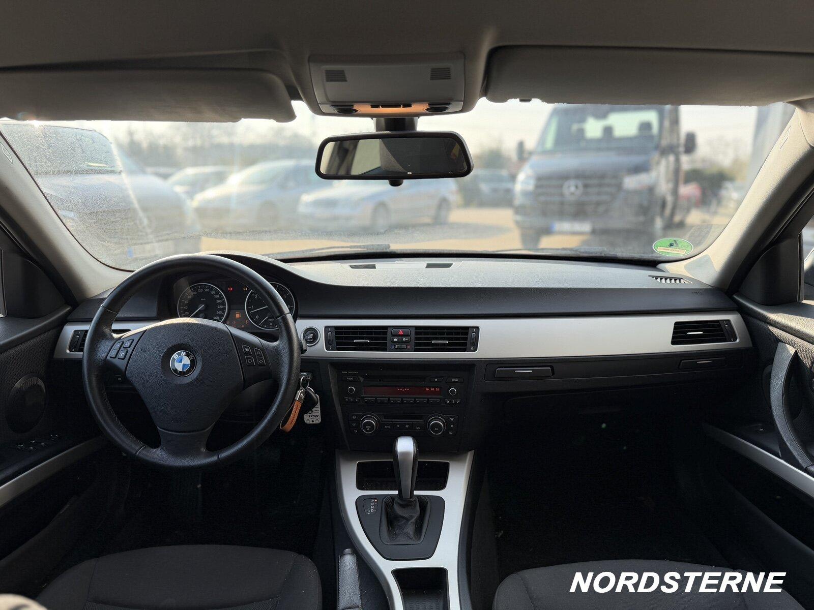 BMW 318 i Touring Standheizung/Autom./Zusatzhz./BC