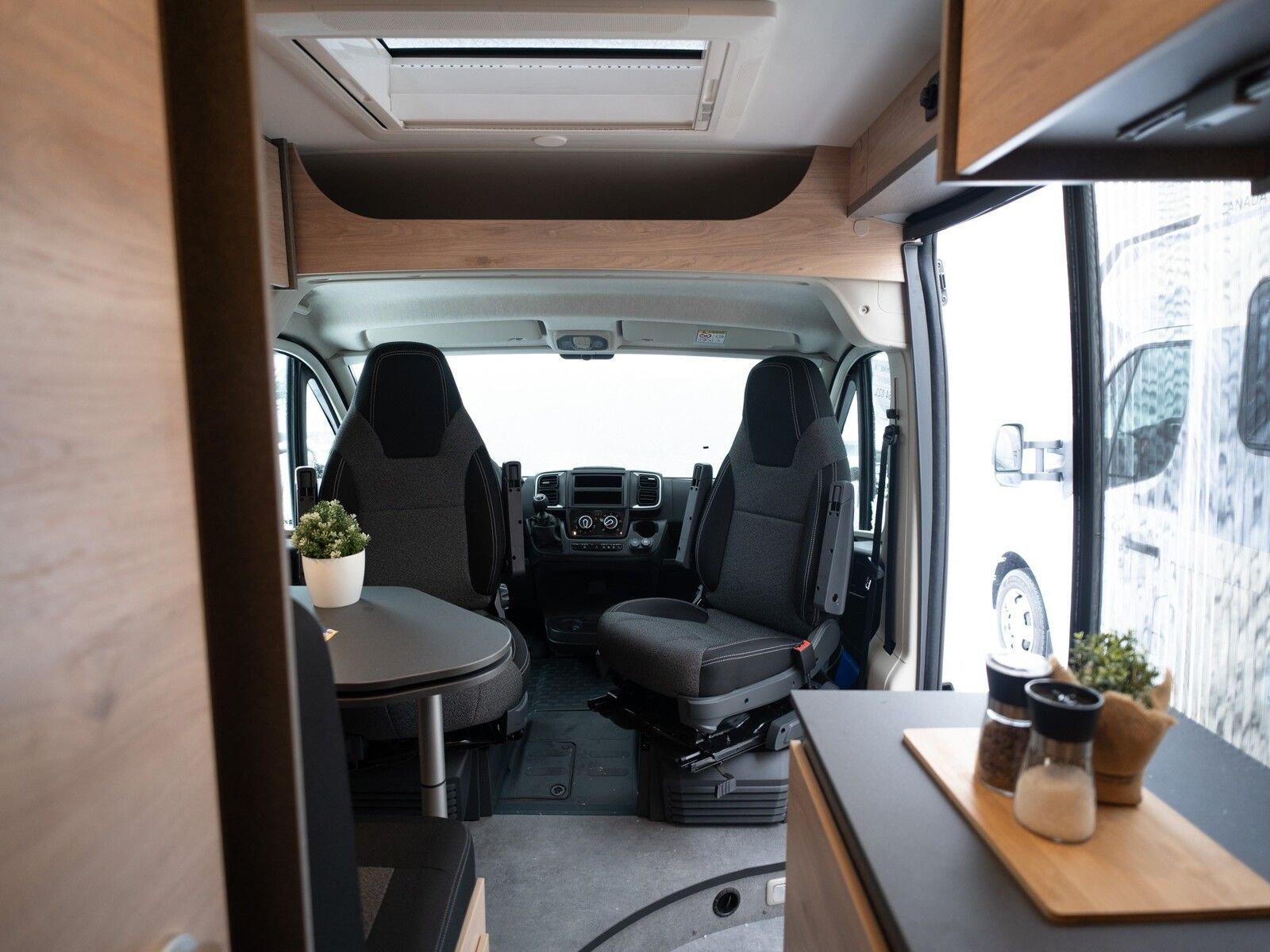 Fahrzeugabbildung Dethleffs Globetrail Active 640 ES Fiat Active-Paket / Mar