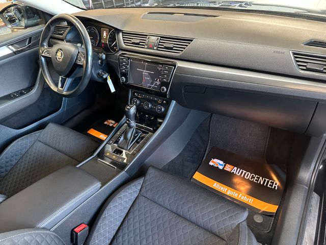 Skoda Superb Combi Style 4x4 *SZHZ*PDC*AHK*NAVI*KLIMA*