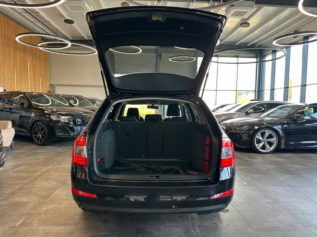 Skoda Octavia *2-ZONEN*SZHZ*NAVI*TEMPO*PDC*