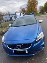 Volvo V40 T2 R Design R Design - Volvo V40 Limousine R design mit Benzin-Antrieb