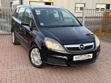 Opel Zafira 1,6 Ltr. - 77 kW 16V B Basis 7-SITZE KLIM - Opel Zafira Gebrauchtwagen in Dortmund