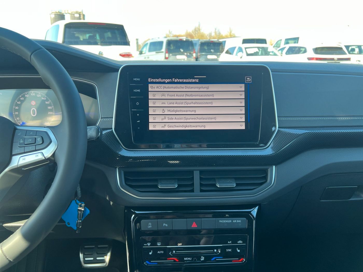 Volkswagen T-Cross - Bild 11