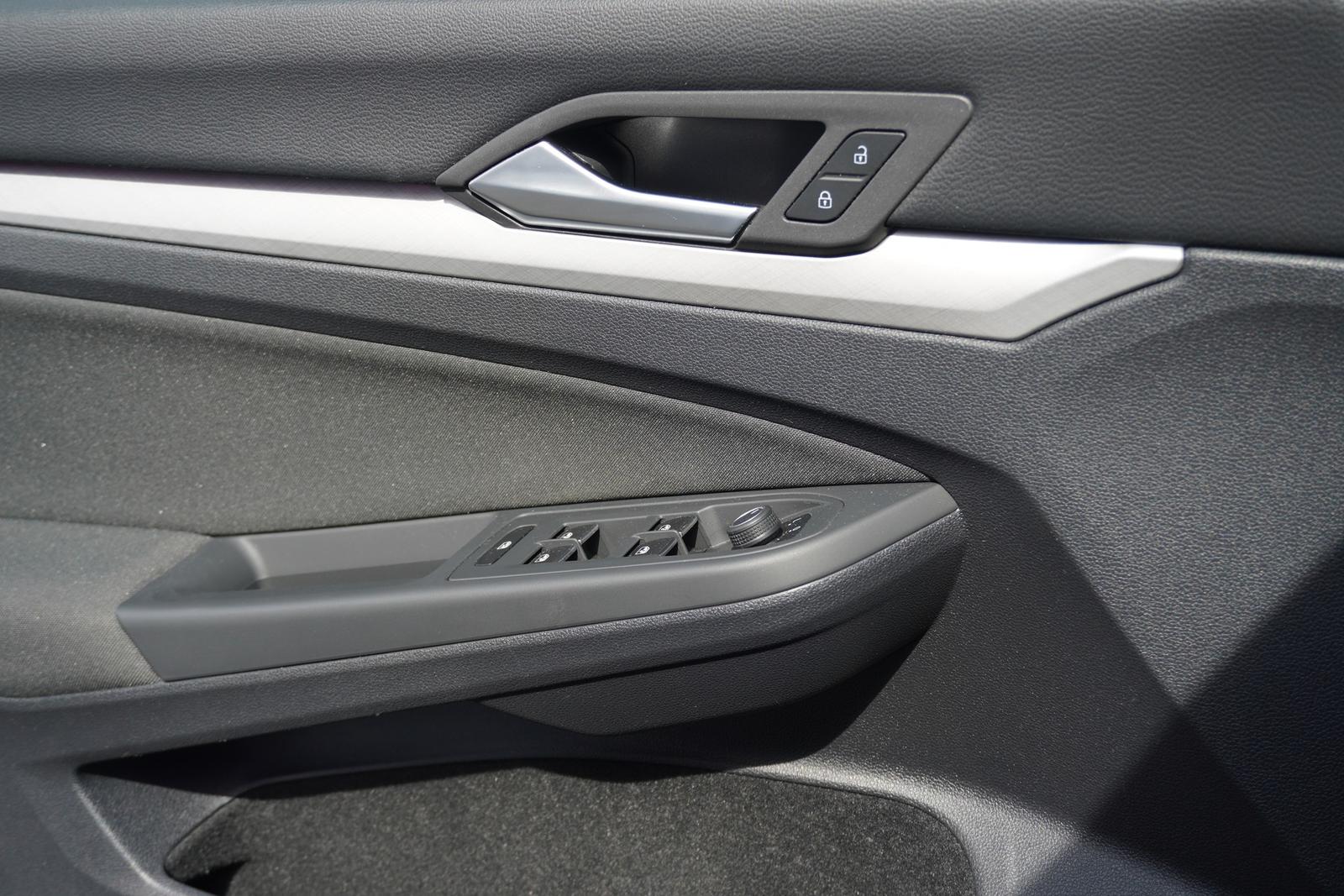 Volkswagen Golf VIII Variant 2.0 TDI R-Line LED Navi AHK, миниатюра 18