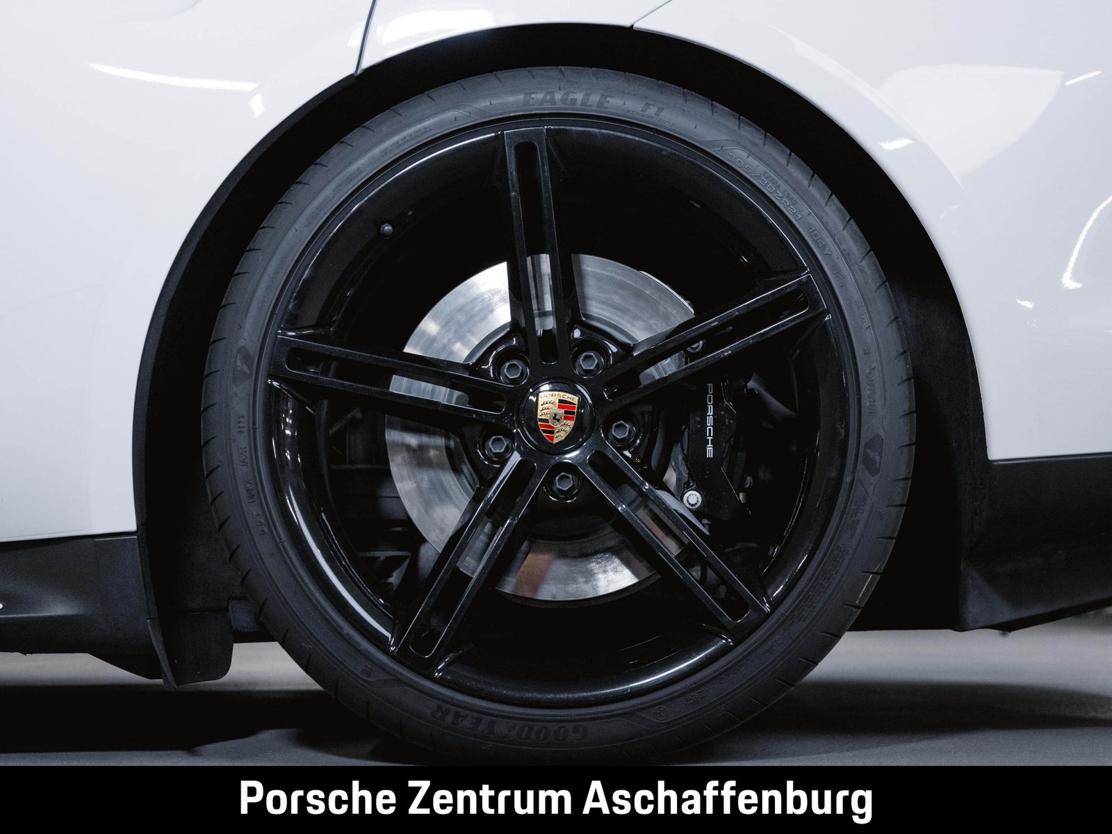 Porsche Taycan 4S Head-Up Hinterachslenkung Panoramadach foto 11