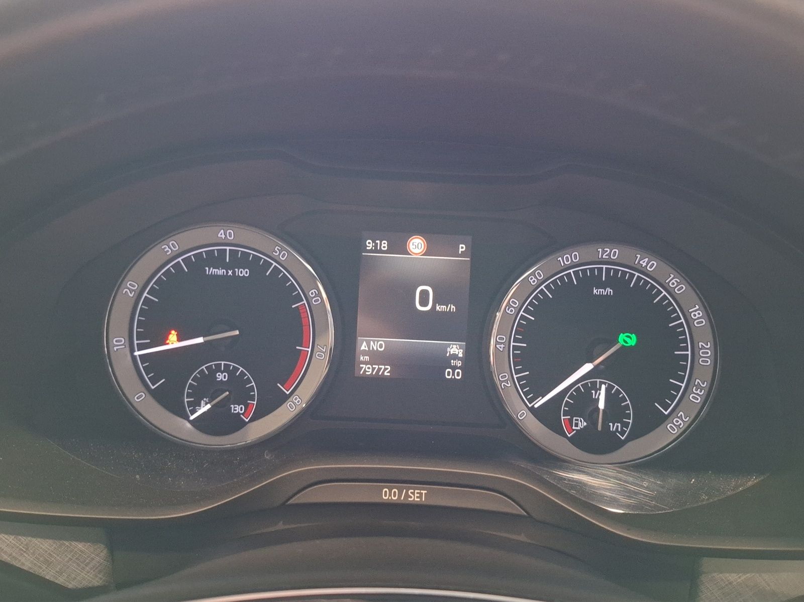 Fahrzeugabbildung SKODA Kodiaq TSI Tour DSG 4x4 Standhzg. Matrix AHK Nav