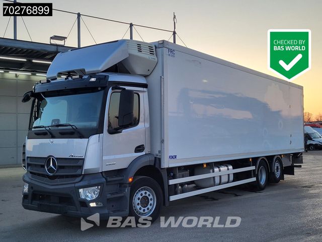 Mercedes-Benz Antos 2535 6X2 Lumikko L7 cooler ladebordwand Li