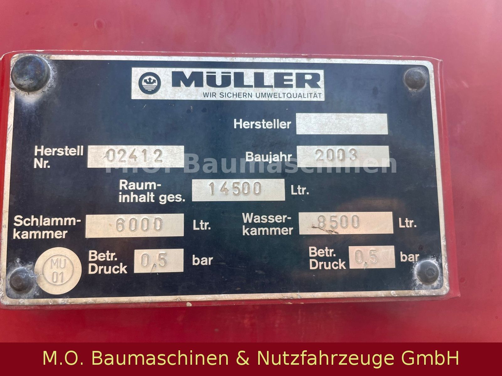 Fahrzeugabbildung MAN TGA 26.410 / Müller Saug u. Spühlwagen / 14.500L