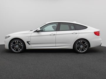 BMW 330 Gran Turismo - 11