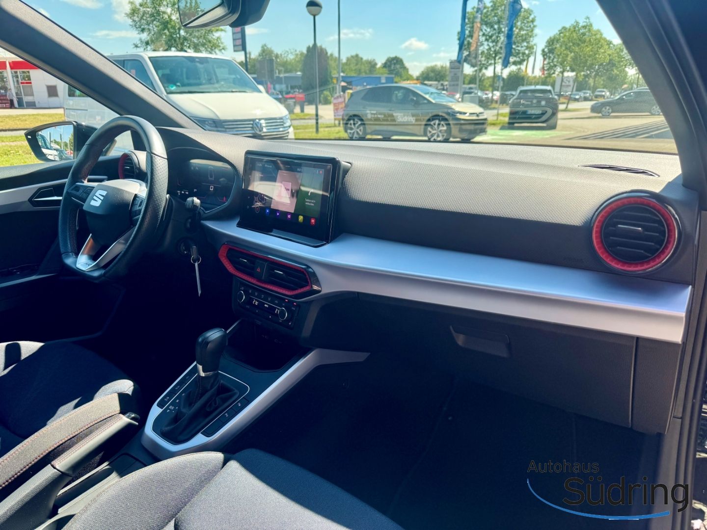 Arona 1,0 TSI FR DSG Navi AppConnect Rückfk.