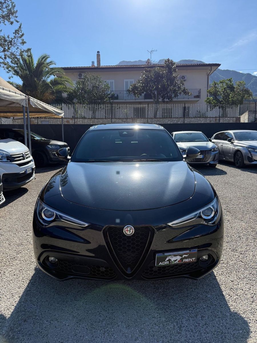 Alfa Romeo Stelvio 2.2 Turbodiesel 210 CV AT8 Q4