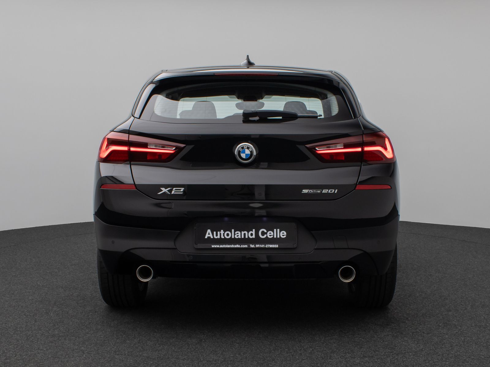 Fahrzeugabbildung BMW X2 sD20i HUD DAB Navi+Parkassist DrivAssis Alarm