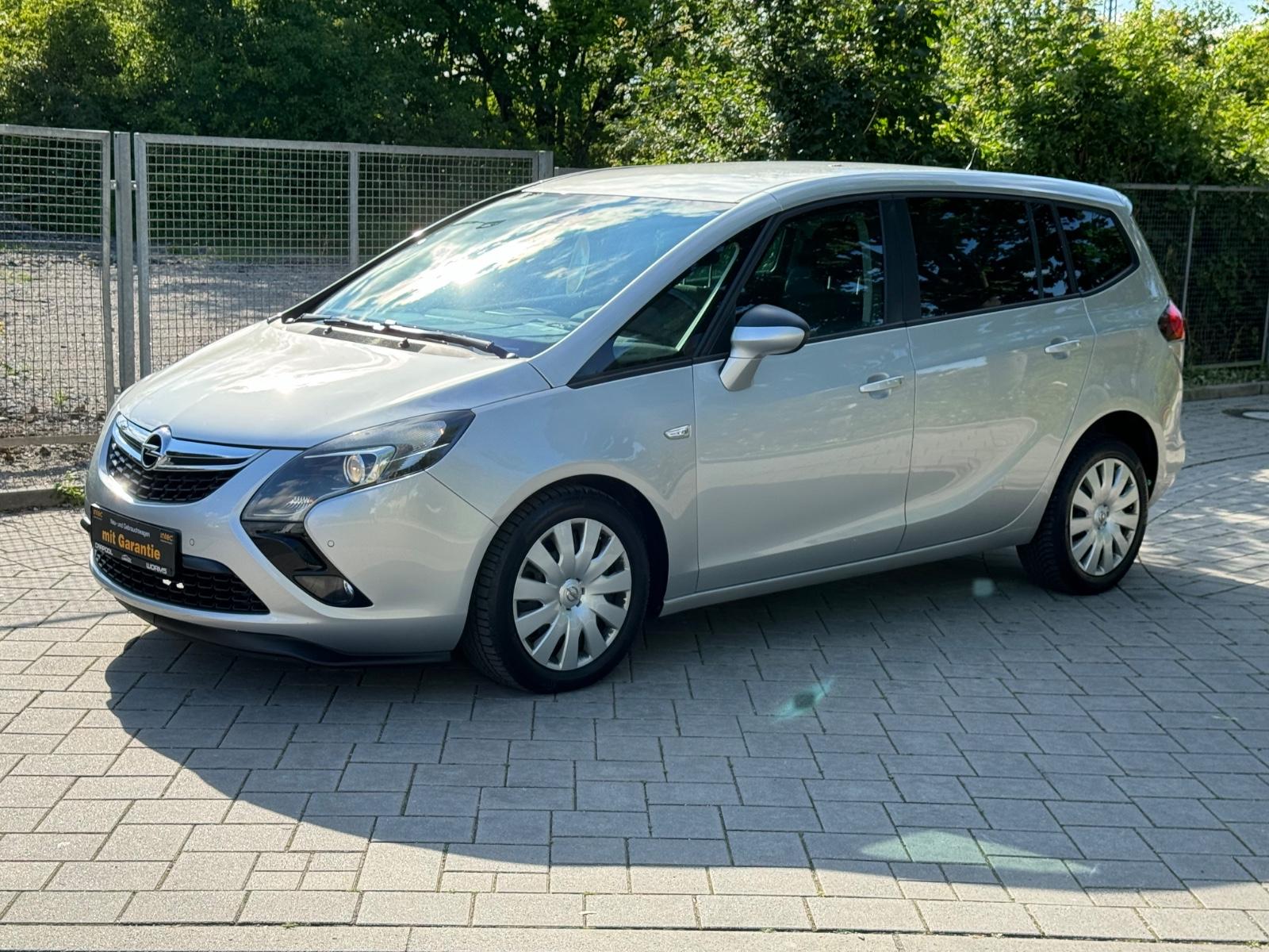 Opel Zafira 2012 — photo 5