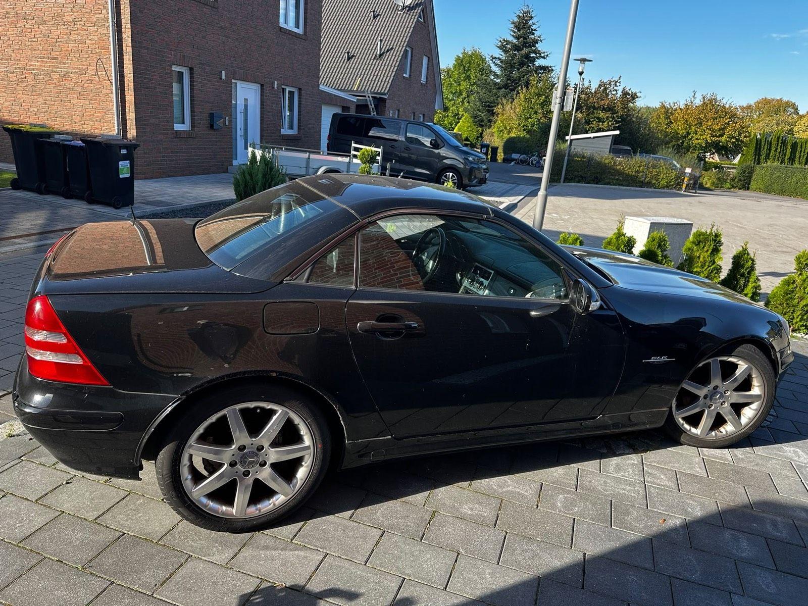Mercedes-Benz SLK 200