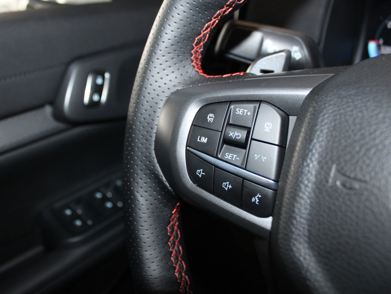 Fahrzeugabbildung Ford Raptor 3.0 EB DoKa AHK RAPTOR PAKET ACC 360°CAM