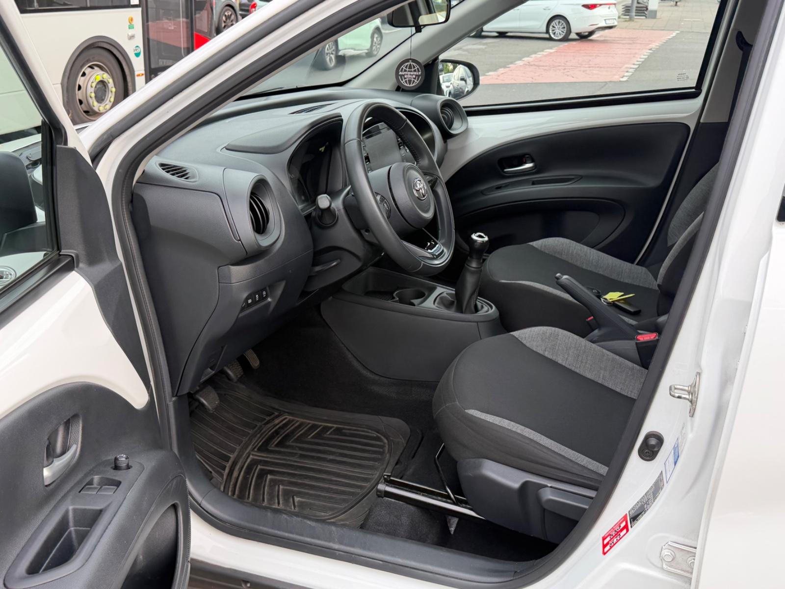 Toyota Aygo X Play *Toyota RelaxGarantie bis 04/2027*