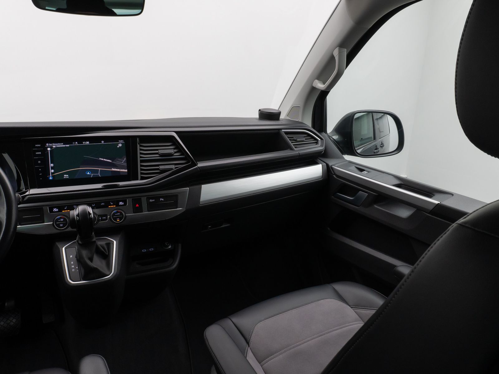 Fahrzeugabbildung Volkswagen T6 Multivan Kamera DAB Standheizung Navi Tempo