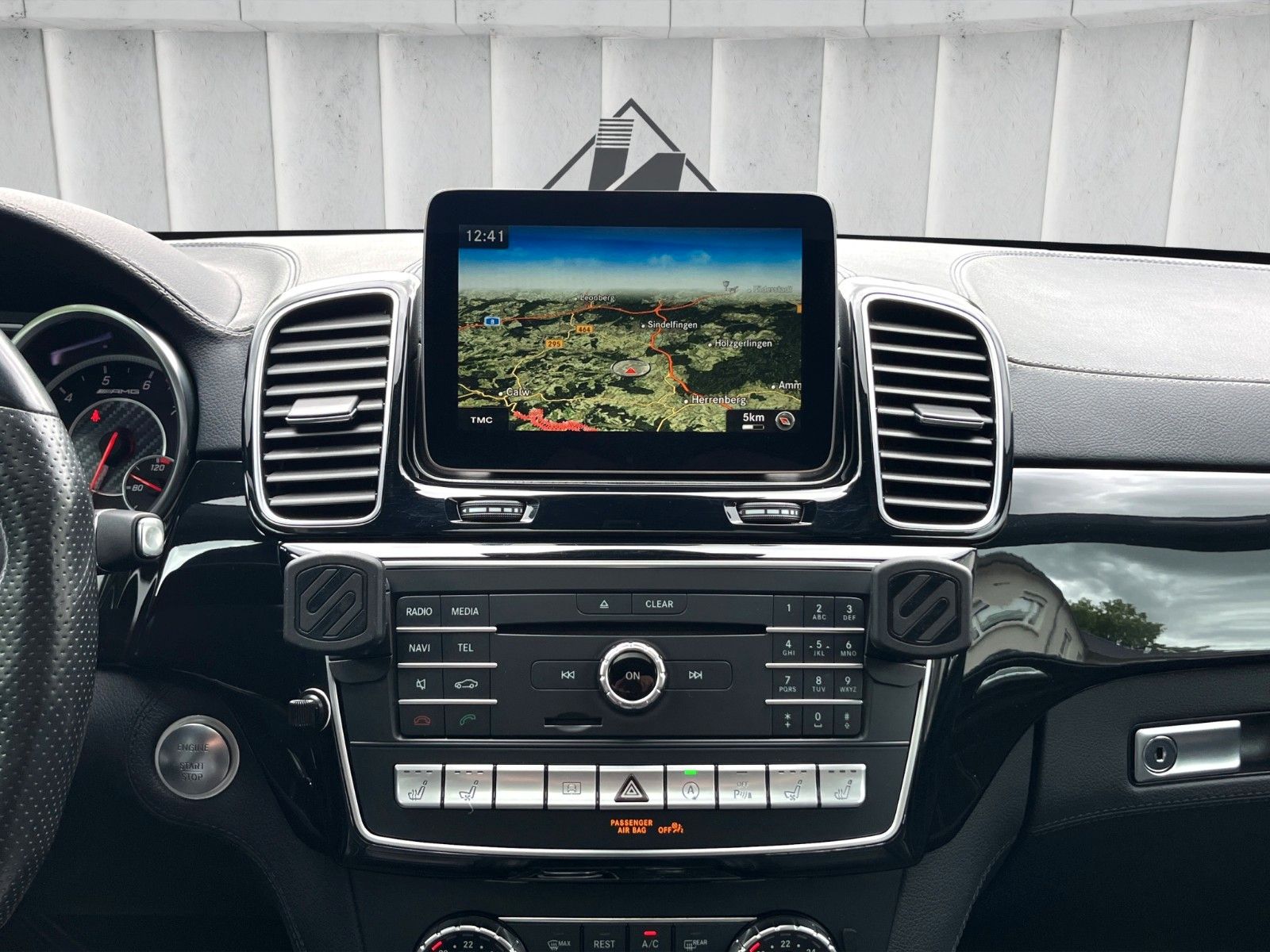 Fahrzeugabbildung Mercedes-Benz *INFERNO*4Matic*HK Audio*SHZ*NAVI*