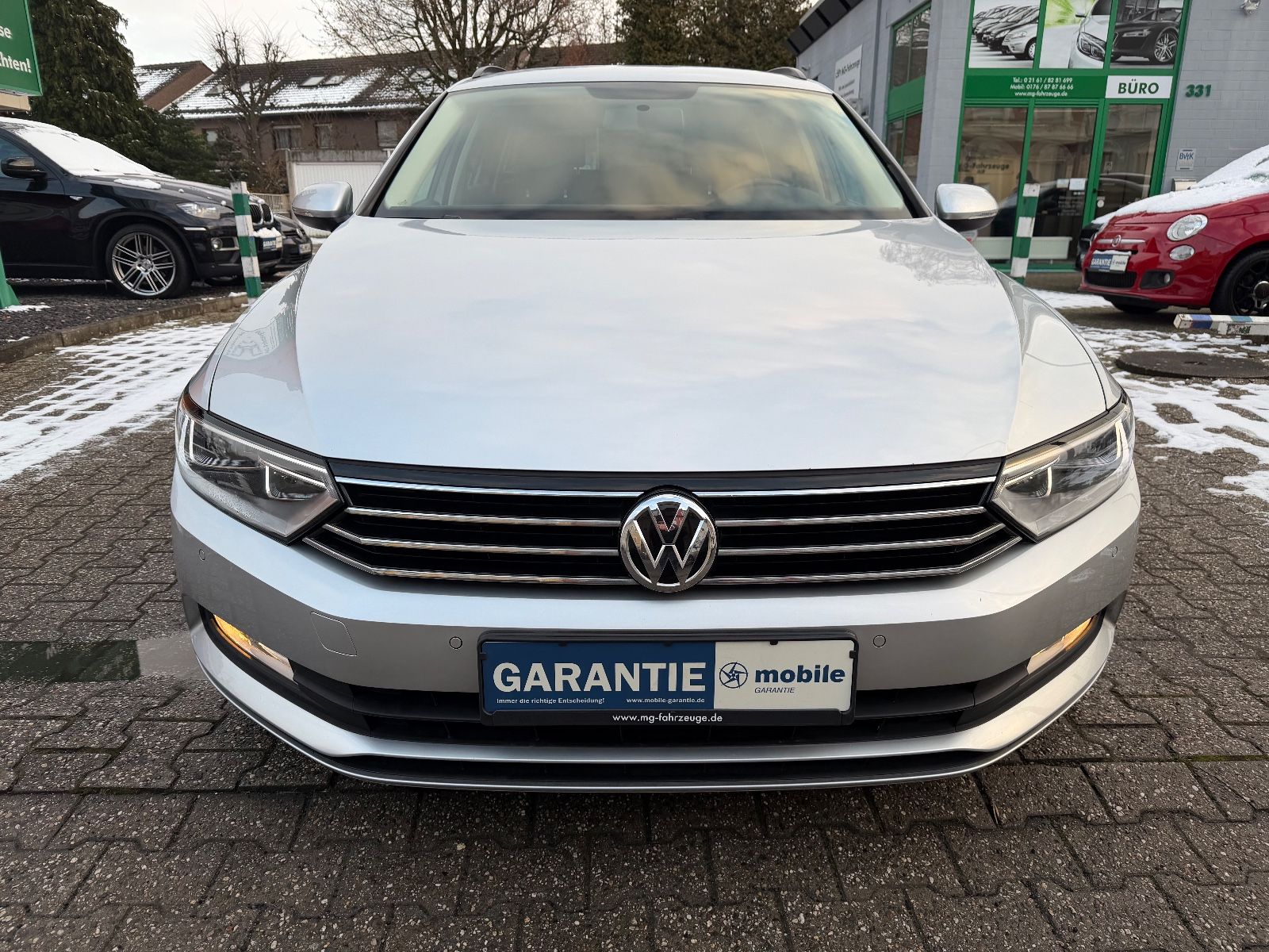 Fahrzeugabbildung Volkswagen Passat Variant 2.0 TDI 1-HAND AHK 6-GANG PDC