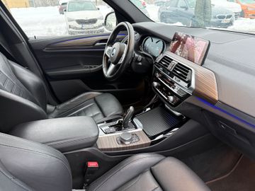 BMW X3 M40 i+HuP+AHK+Navi+Virt.C.+Kamera+Ambiente+SL
