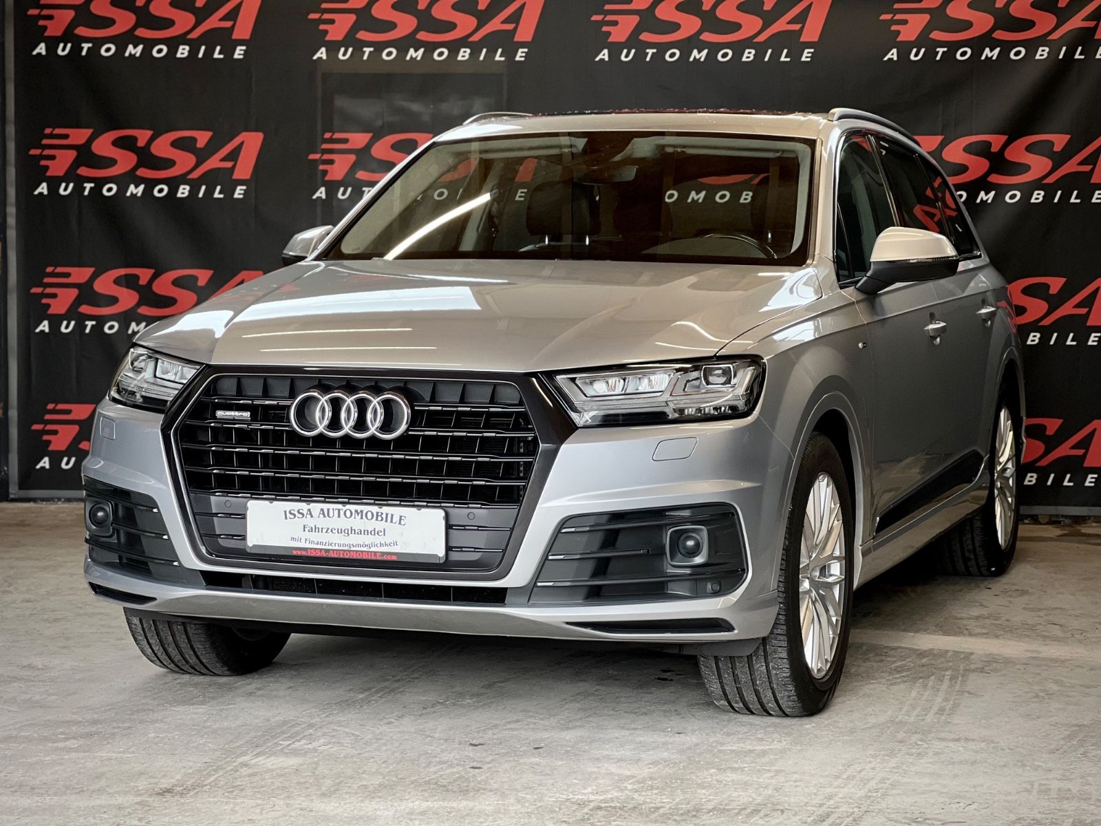 AUDI Q7 quattro S-Line
