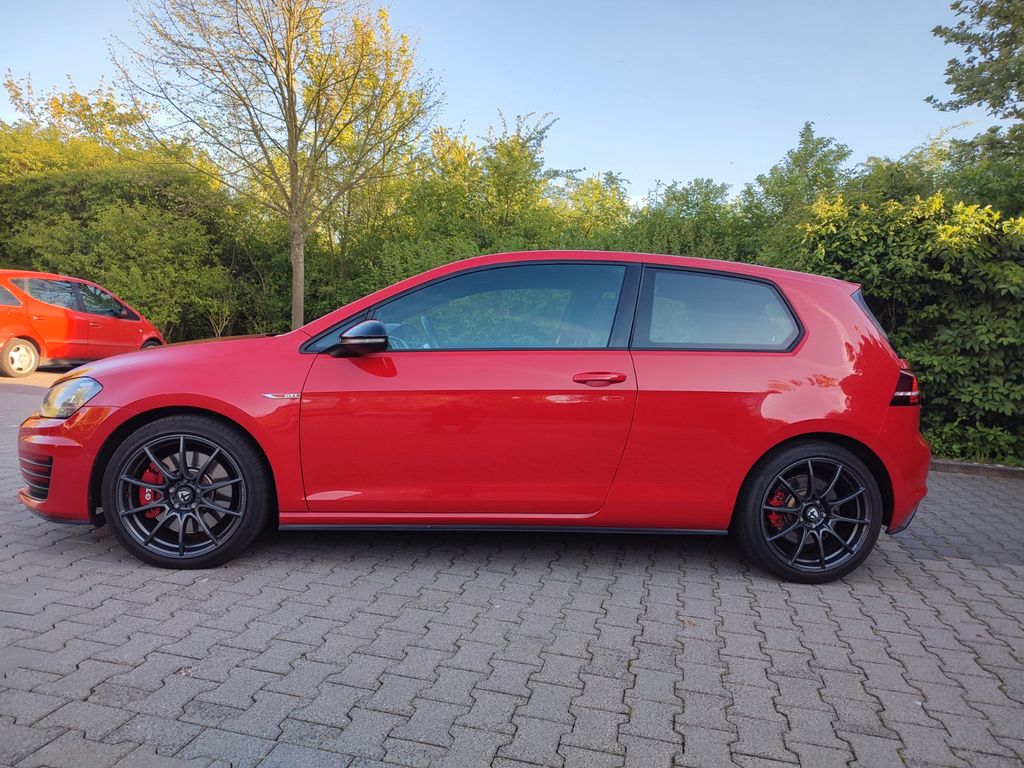 Image of Volkswagen Golf