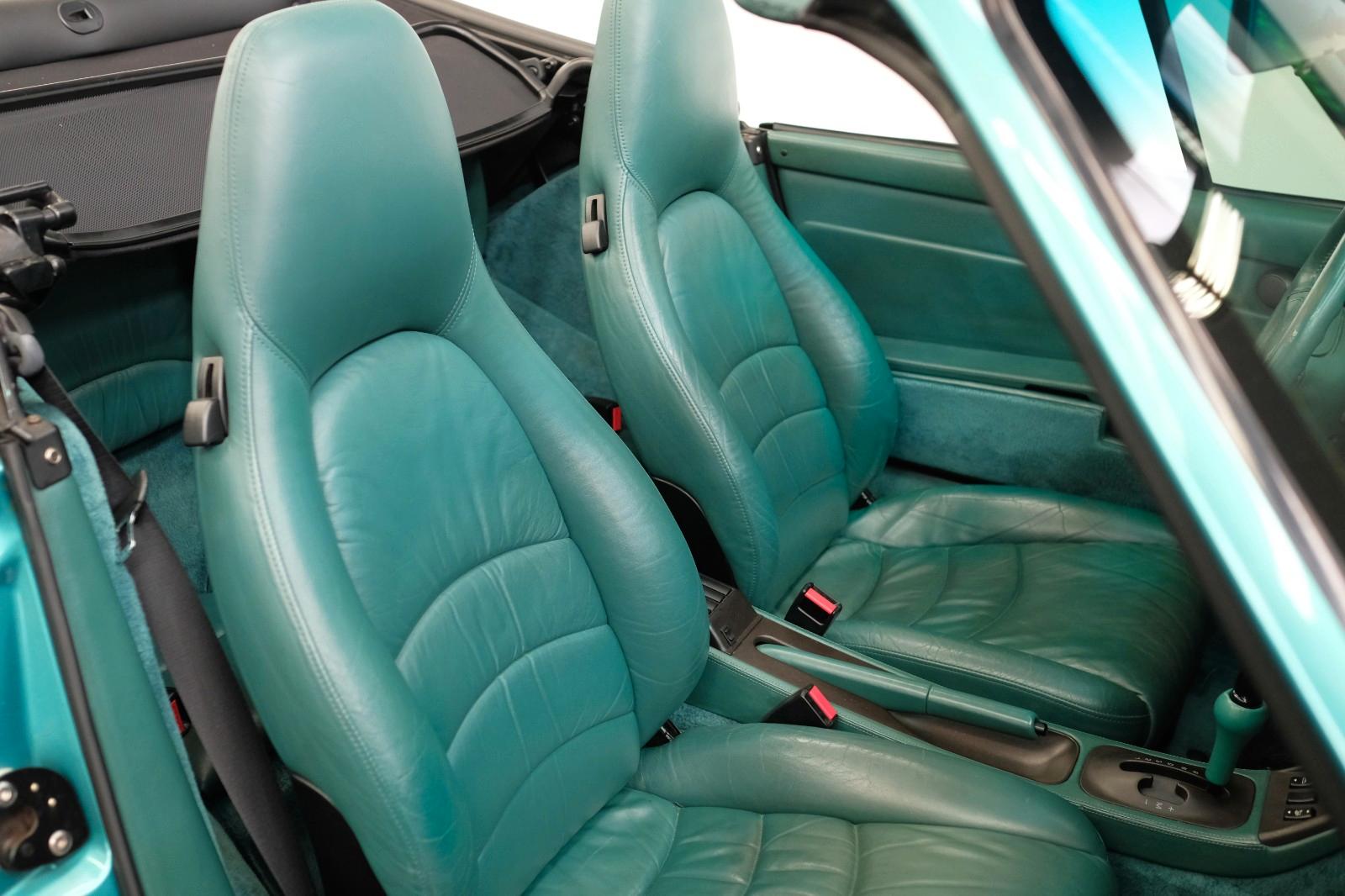 Porsche 993 Carrera/SONDERLACK/HISTORIE/18ZOLL