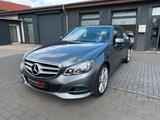 Mercedes-Benz E 220 Limo. Avantgarde SCHIEBEDACH/LED/1.HAND - Mercedes-Benz E 220: Avantgarde