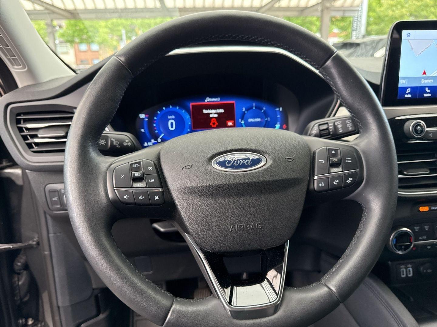 Fahrzeugabbildung Ford Kuga Titanium X 2.0 M-Hybrid EcoBlu  AHK Winterp